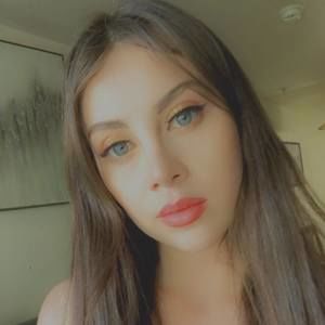 Meet your Posher, Perla